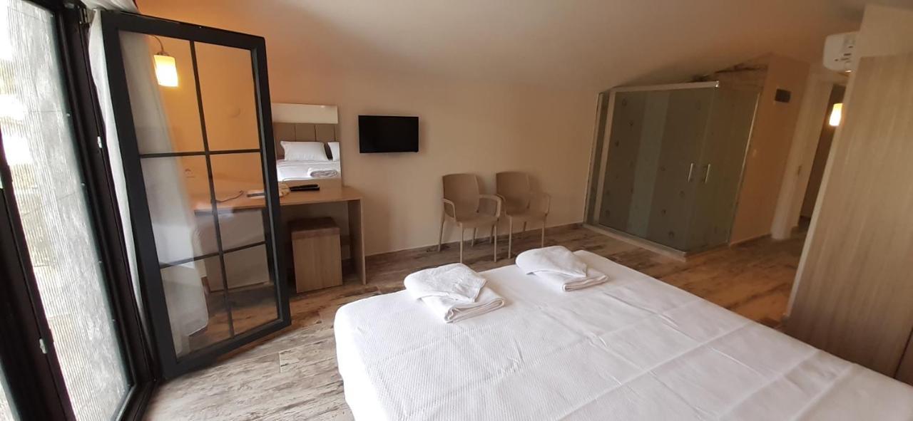 Deniz Hostel